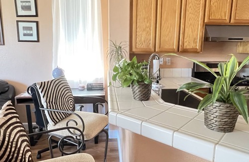 Rancho Cordova House | Beautiful house in the court by the park