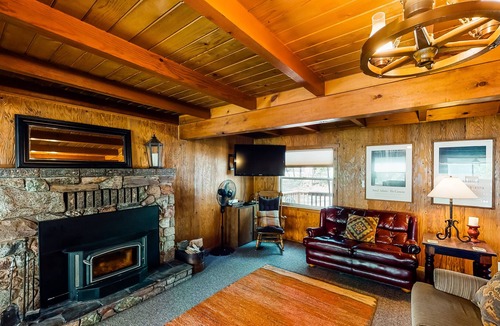 West Village Cabin | Beautiful lake home w/ free WiFi/deck/wood-burning stove - close to trails/lake!