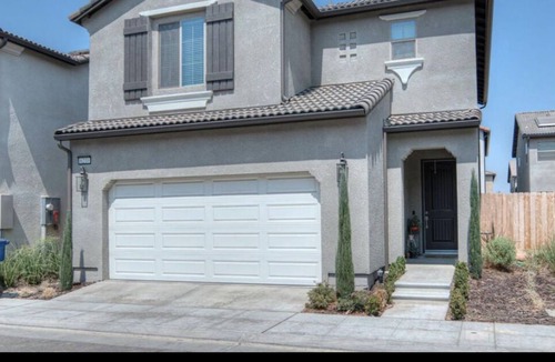 Raisin House | Beautiful new home in a safe quiet Neighborhood