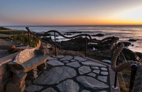 Marine Terrace House | Beautiful Oceanfront Home With Spectacular Views. 17 steps to the beach!