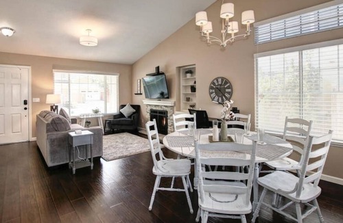 Antelope House | Beautiful Updated Home, Near Sacramento & Roseville