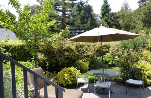 West Atherton House | Beautifully Appointed Atherton Home in quiet neighborhood close to Stanford