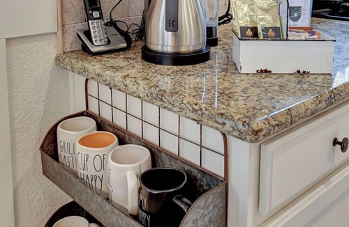 Angels Camp House | Beautifully furnished home with HOT TUB