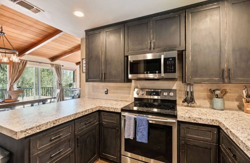 Bass Lake Cabin | Beaver Cabin - Hot Tub - Pet Friendly - The Pines
