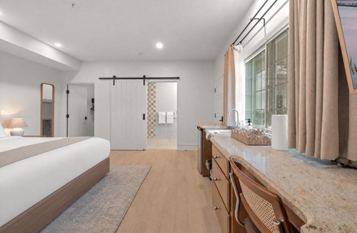 Eastside Santa Cruz Apartment | Bella Notte by the Beach