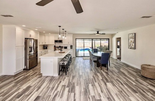 Lake Havasu City Resort | Bergen's Havasu Escape
