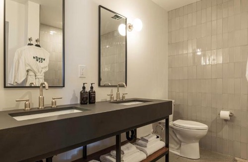 Midtown Hotel | Best Bet Motor Lodge