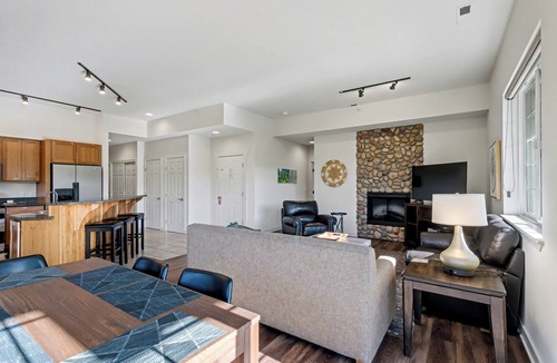 Downtown Leavenworth Condo | Best Views in Leavenworth from Downtown 2-bedroom Condo