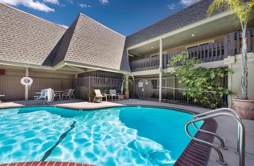 Danville Hotel | Best Western Danville Sycamore Inn