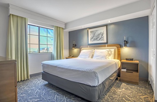 Hesperia Hotel | Best Western Hesperia-Victorville Suites