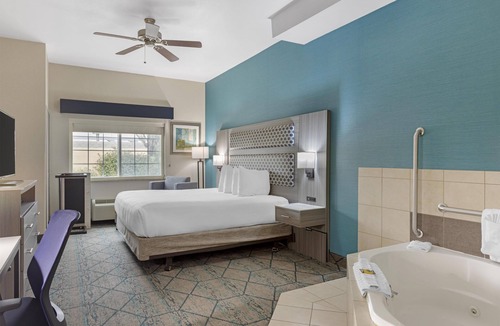 Wasco Hotel | Best Western Plus Wasco Inn & Suites