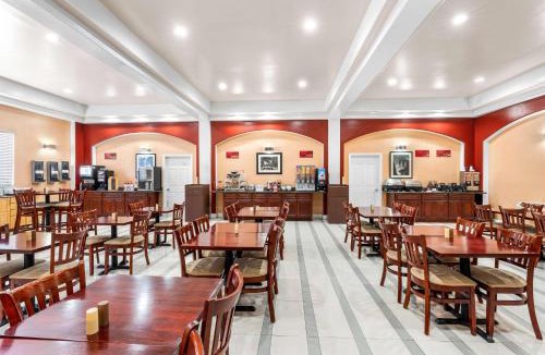 Mariposa Hotel | Best Western Plus Yosemite Way Station