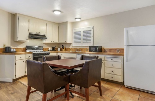 Watsonville Hotel | Best Western Rose Garden Inn