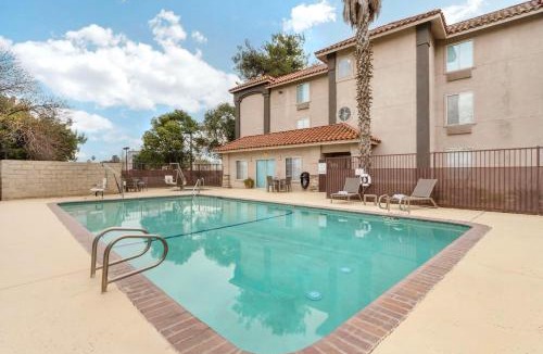 Visalia Hotel | Best Western Visalia Hotel