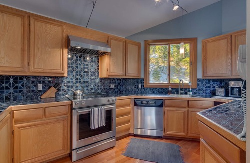 Alpine Meadows House | Big John at Alpine by Tahoe Getaways - 3 BR w HOA Pond & Shuttle