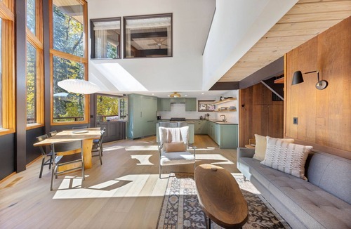 Alpine Meadows House | Birchwood - Remodeled 3 BR- Dog OK- Private Hot Tub- Quiet