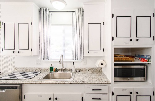 Stockton House | Bitty Budget Cutie