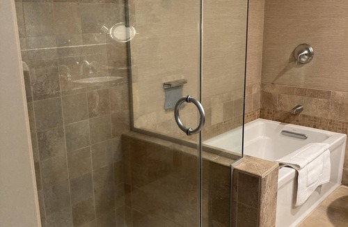San Simeon Hotel | Blue Dolphin Inn