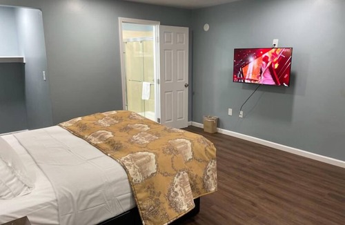 Downtown Hotel | Blue Seal Inn