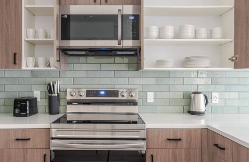 Old San Leandro Apartment | Blueground | Old San Leandro, fitness center, nr San Leandro Park