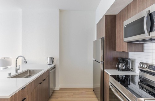 Old San Leandro Apartment | Blueground | Old San Leandro, fitness center, nr Park
