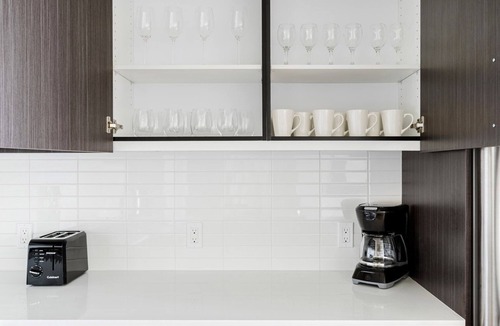 Santa Clara Apartment | Blueground | Santa Clara, pool, nr Central Park