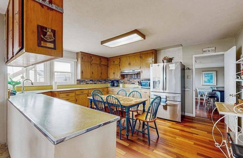 Bodega Bay House | Bodega Bay Dog-Friendly Oceanview Cottage with Hot Tub