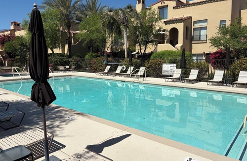 Baristo Apartment | Boho Fab! New Listing & Remodeled Palm Springs Townhouse 2 bedrooms 2.5 baths