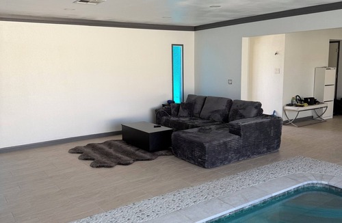 Las Vegas House | Book Your Stay at Del Monte an Ultimate Private Retreat Near the Las Vegas Strip