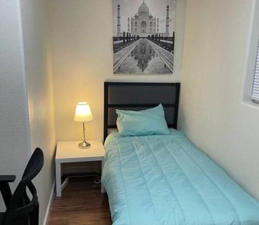Fresno Apartment | Brand New 2BR CUTE Blue LED in North Fresno