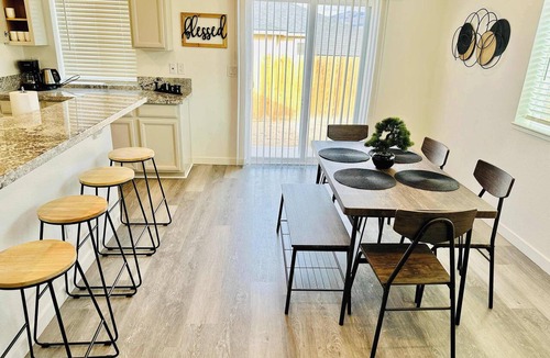 Fernley House | Brand New 3Bedrooms Fernley-20 Min to USA Pkwy/2Bath/Pets OK/Sleeps14