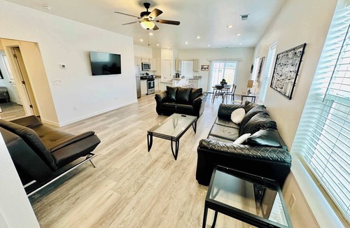 Fernley House | Brand New 3Bedrooms Fernley-20 Min to USA Pkwy/2Bath/Pets OK/Sleeps14