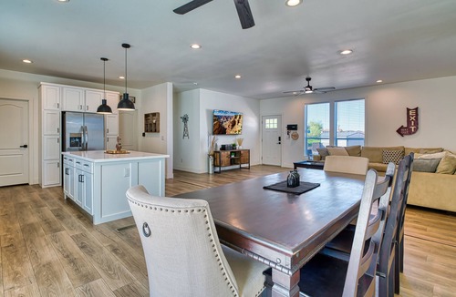 Parker Strip House | Brand New! 4-bedroom Home with 70’ driveway!