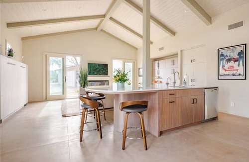 Santa Ynez House | Brand New Cliff May Inspired Santa Ynez Luxury Barn with Hot Tub, WiFi, AC