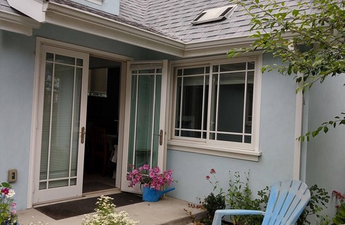 Elmwood Cottage | Brand New Cottage In Great Berkeley Neighborhood.