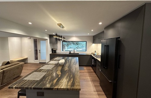 Galena Forest Estates House | Brand New Luxury Mt. Rose Mountain Home Close To Lake Tahoe w/Hot Tub & Sauna