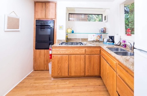 Northside House | Breathtaking bay views - next to UC Berkeley!