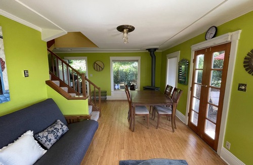 Northside House | Breathtaking bay views - next to UC Berkeley!
