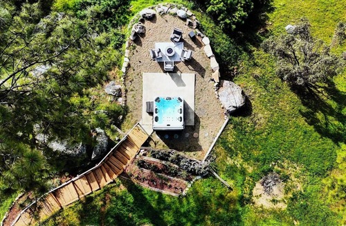 Mariposa Villa | Breathtaking Hilltop Views - Spa, Sauna & Fire Pit