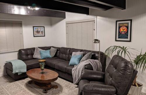 Groveland House | Breckenridge Chalet near Yosemite. Dog friendly!