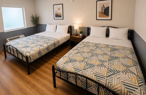 Raisin Hotel | Bridgeview Hotel