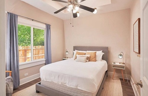 Tower District House | Bright & Cozy 2HOMES Best Tower District Location