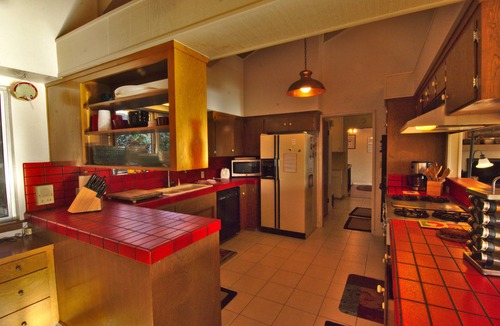 Fish Camp Ski Chalet | Bring Your Family Home to the Spacious Yosemite Trestlewood Chalet!
