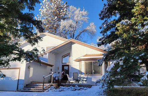 Bass Lake House | Brummett Lodge Lake Area