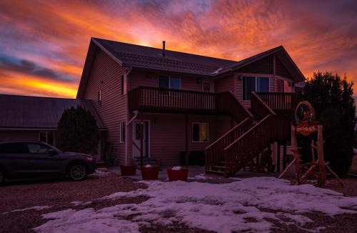 Tropic Bed & Breakfast | Bryce Trails Bed and Breakfast