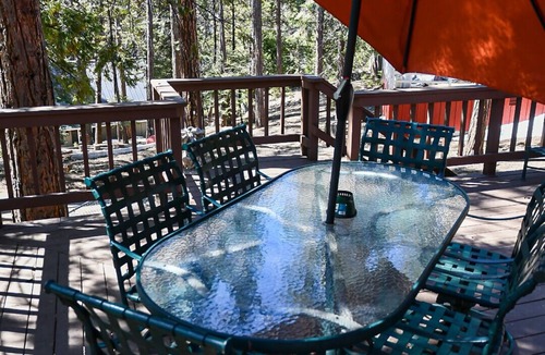 West Village Cabin | Bungalow on Buckeye - Pet Friendly in West Village