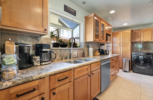 Burbank House | Burbank 4BR | Pool + Hot Tub + Alfresco | C&C