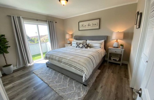 Burbank House | Burbank Hills VIEW Home! Completely Remodeled.