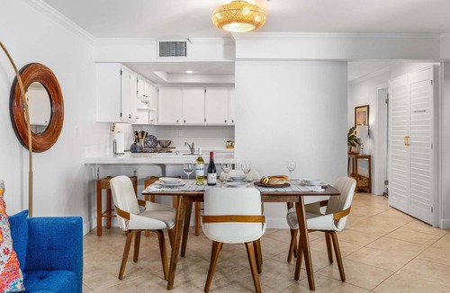 Baristo House | Caballeros Retreat - Downtown Condo w/Mountain Views