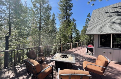 Long Barn Cabin | Cabin in the woods near Pinecrest Lake and Dodge Ridge Ski Resort
